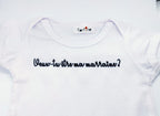Détail du message personnalisé sur cache couche pour bébé